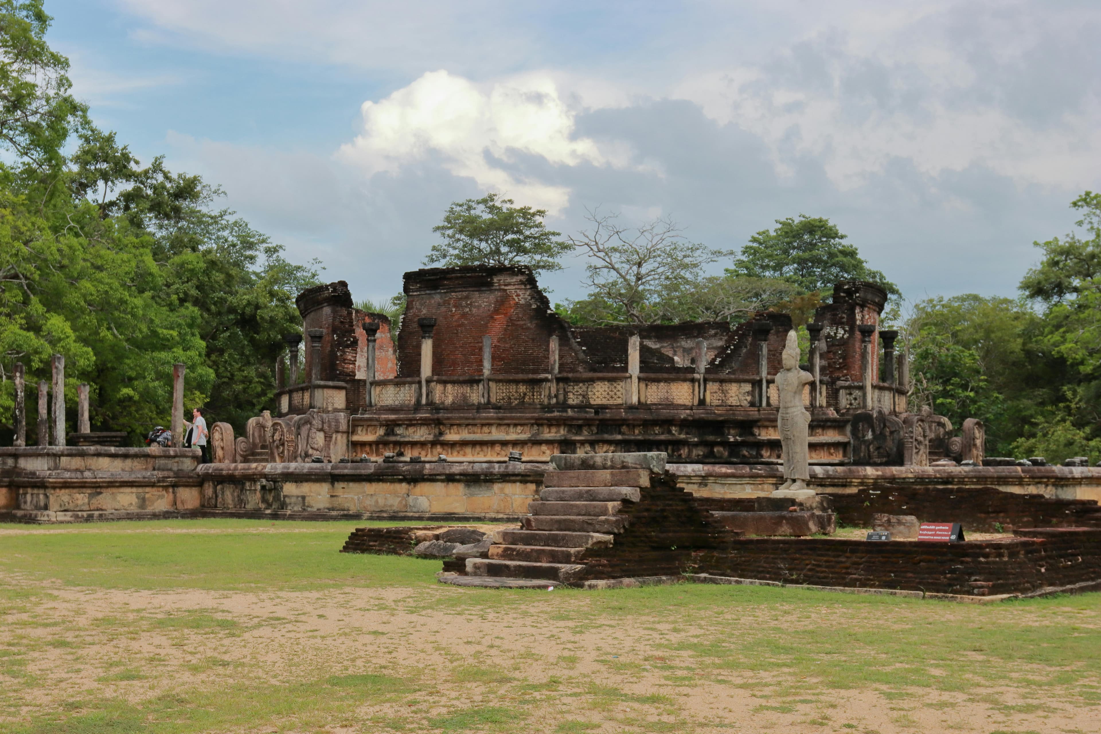 ruins-sri-lanka